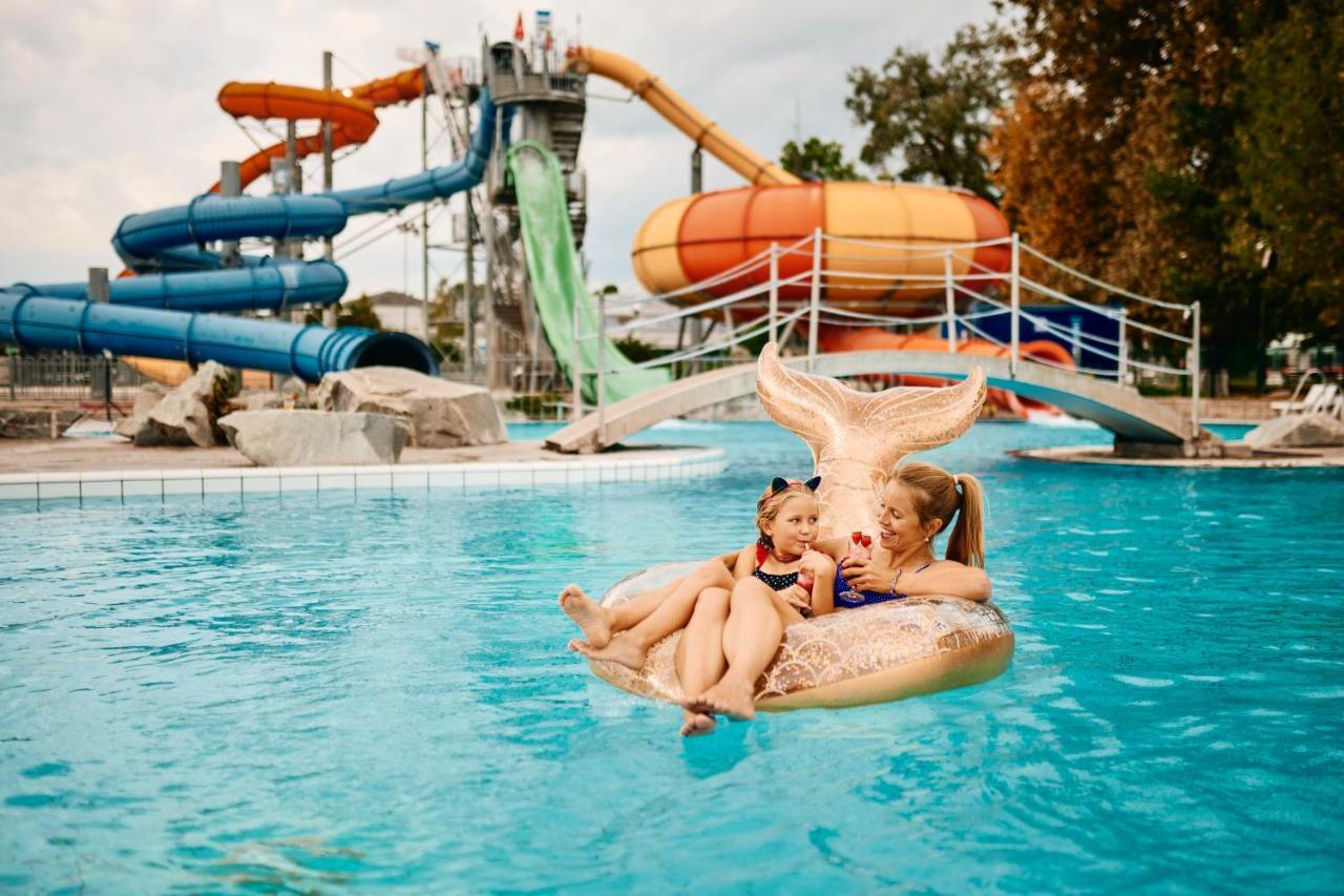 Terme Village - Mobile Homes チャテジ・オプ・サヴィ エクステリア 写真