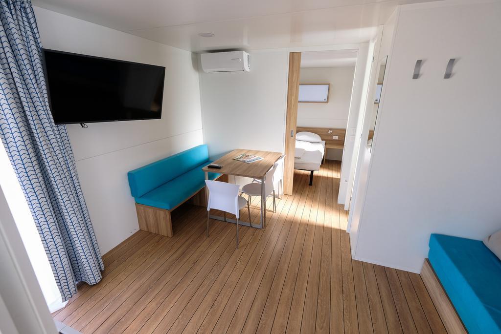 Terme Village - Mobile Homes チャテジ・オプ・サヴィ エクステリア 写真
